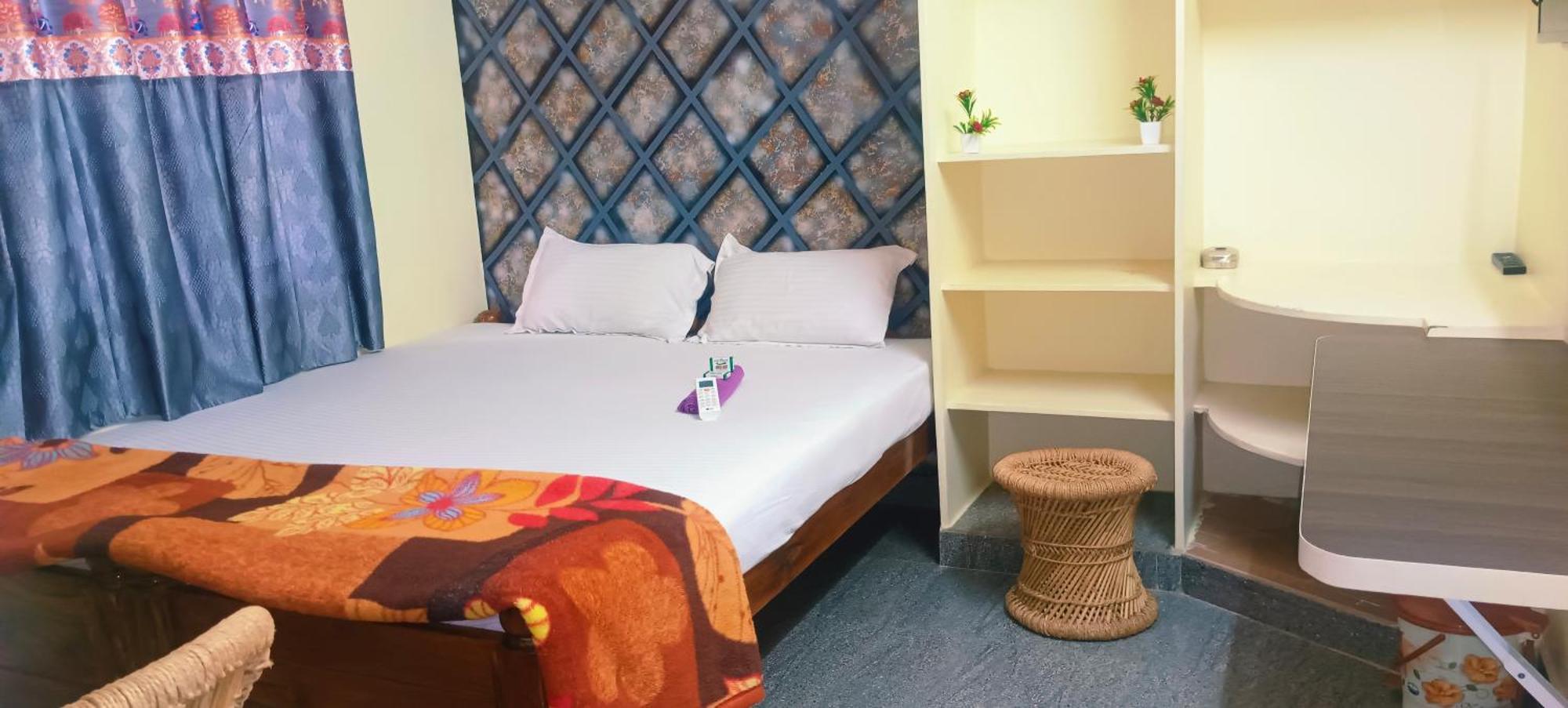 Sai Ram Home Stay Хампи Экстерьер фото